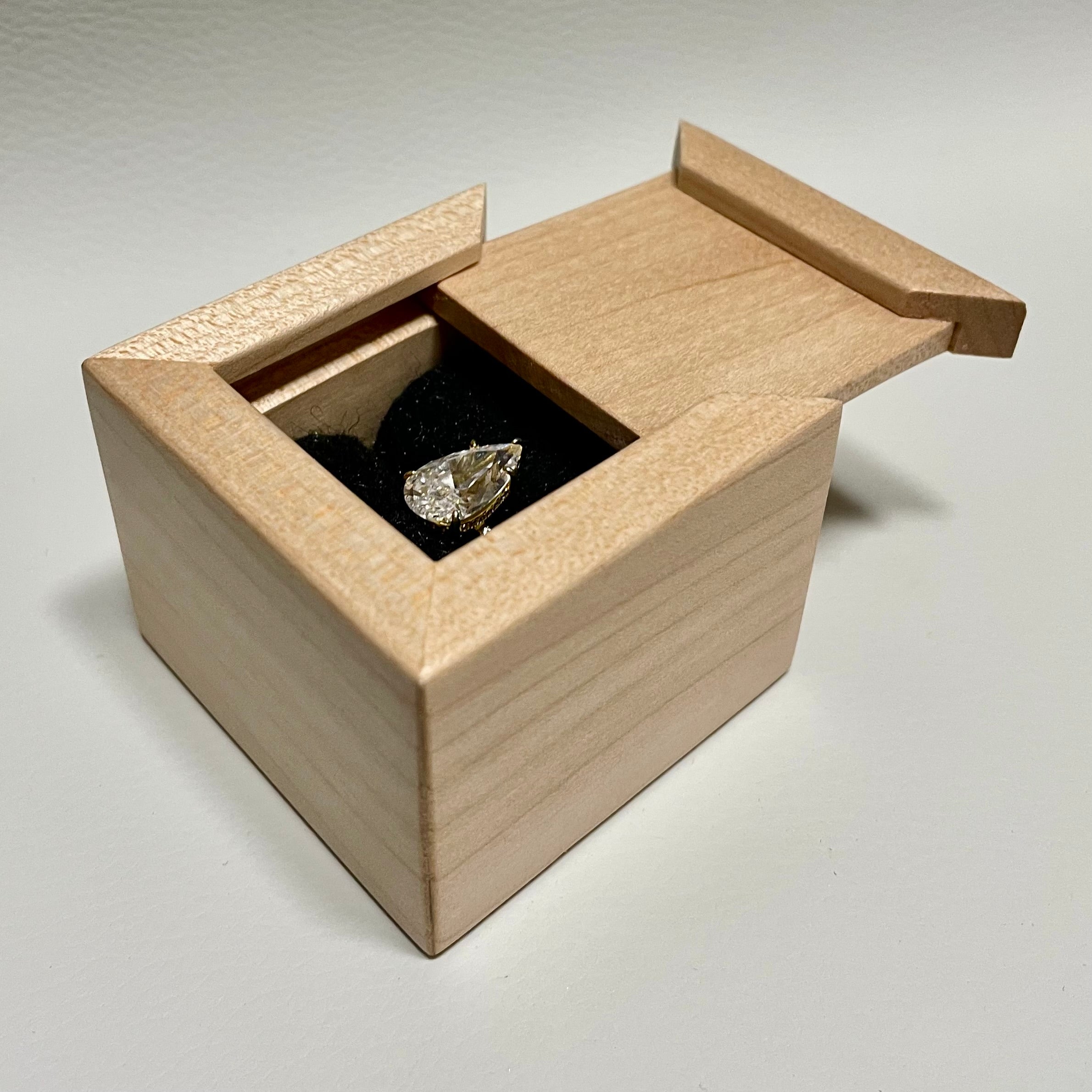 Maple Sliding Lid Engagement Ring Box